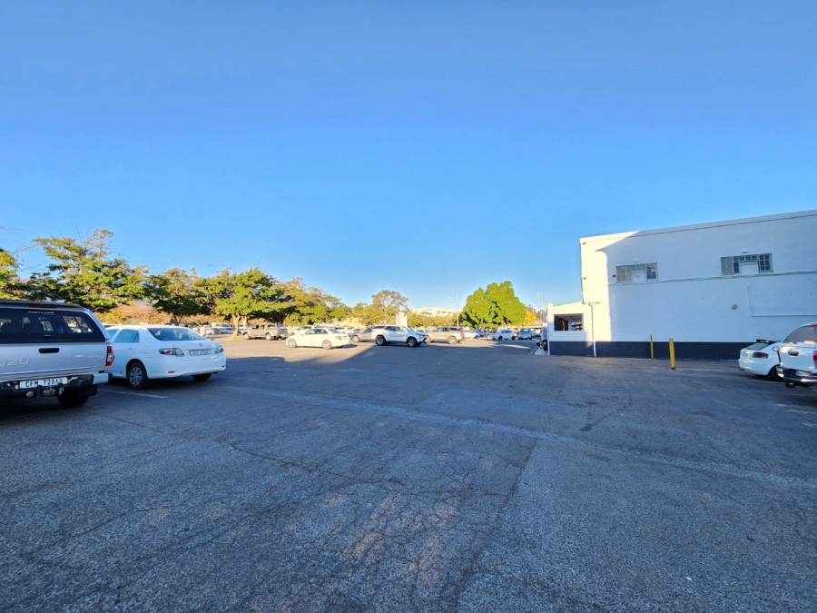 To Let commercial Property for Rent in Somerset West Western Cape